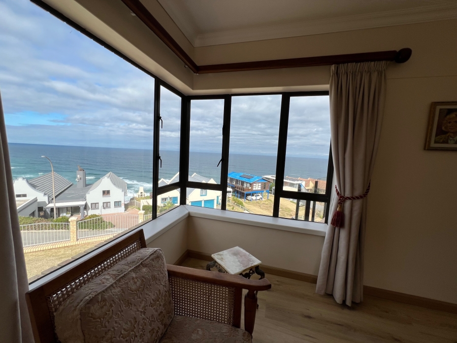 3 Bedroom Property for Sale in Dana Bay Western Cape